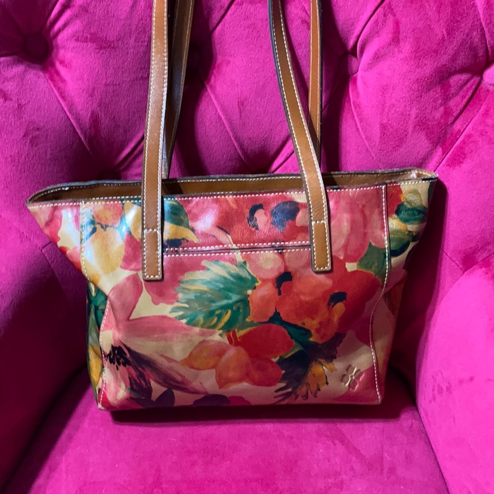 Patricia Nash Spring Multi shoulder bag